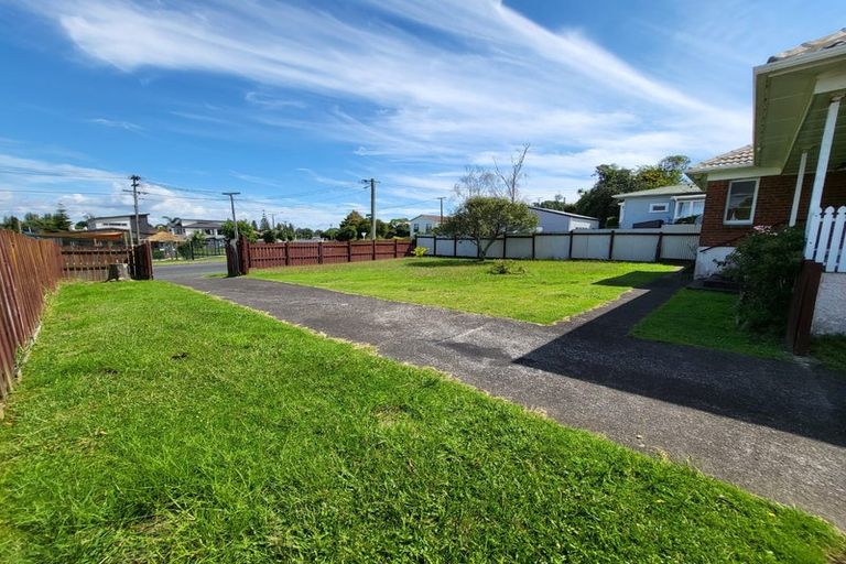 Photo of property in 17 Hill Road, Papatoetoe, Auckland, 2025
