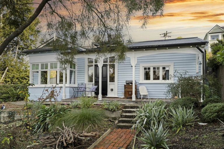 Photo of property in 27 Bruce Street, Roslyn, Dunedin, 9011