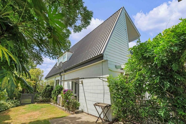 Photo of property in 7 Rachel Place, Avonhead, Christchurch, 8042