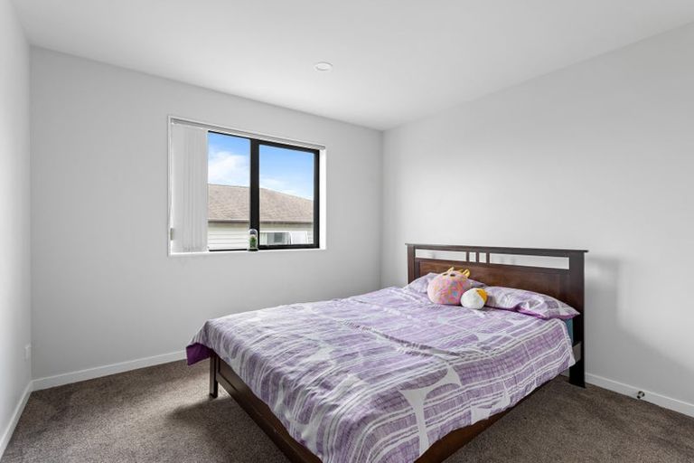 Photo of property in 3 Crompton Place, Orewa, 0931