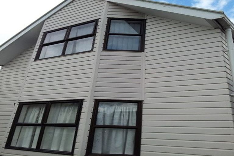 Photo of property in 6-8 Rolleston Street, Mount Cook, Wellington, 6021