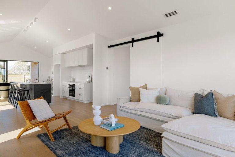 Photo of property in 38 Hugo Shaw Drive, Cambridge, 3434