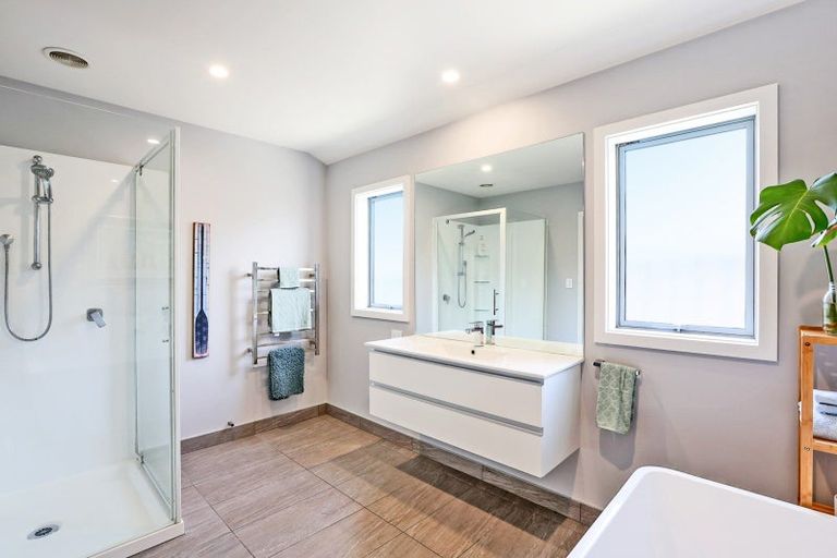 Photo of property in 9 Manapouri Street, Poraiti, Napier, 4112