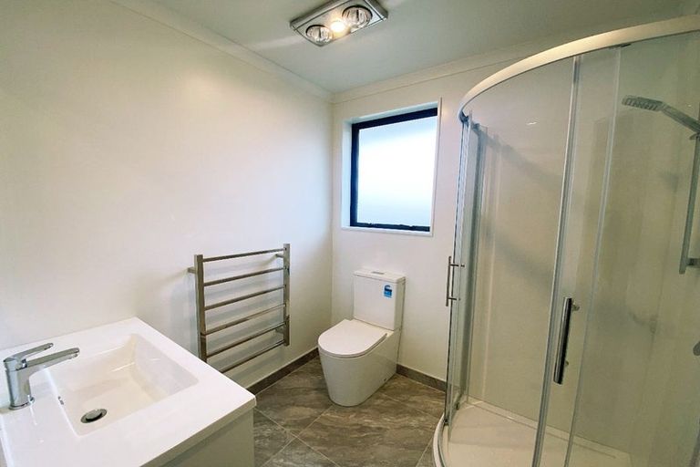 Photo of property in 56u3 Paul Crescent, Fairfield, Hamilton, 3214