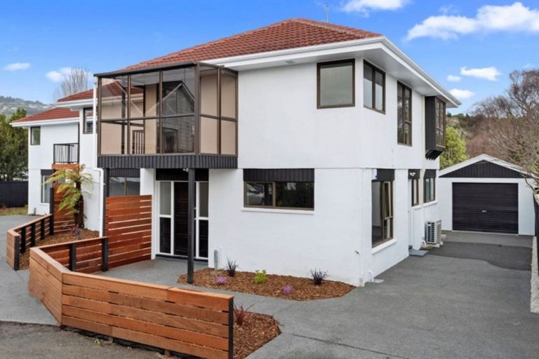 Photo of property in 91 Beachville Road, Redcliffs, Christchurch, 8081