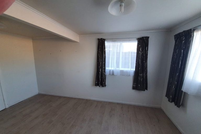 Photo of property in 19 Mahana Road, Paraparaumu Beach, Paraparaumu, 5032