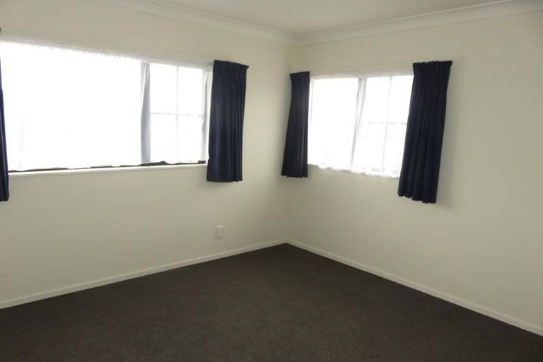 Photo of property in 22 Waverton Terrace, Churton Park, Wellington, 6037