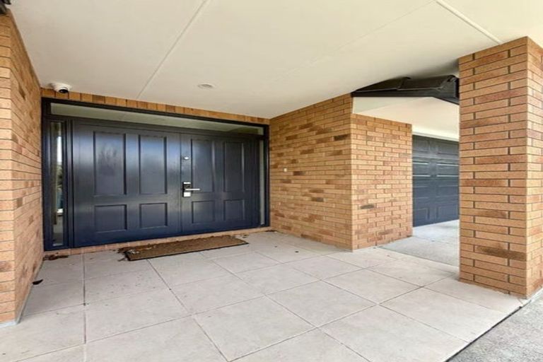Photo of property in 1 Maple Lane, Huapai, Kumeu, 0810