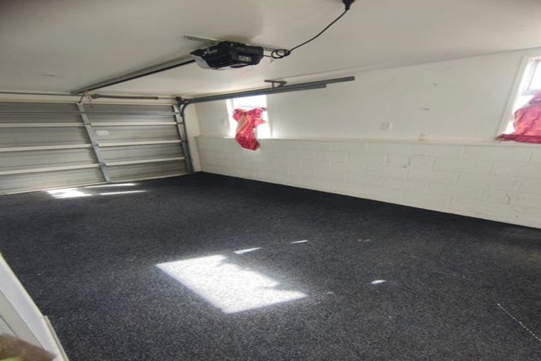 Photo of property in 165 Don Buck Road, Massey, Auckland, 0614