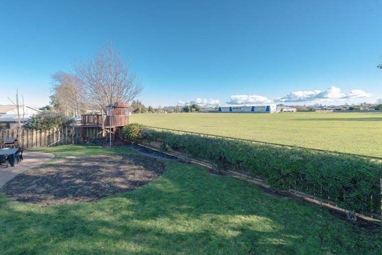 Photo of property in 21 Halyard Close, Flagstaff, Hamilton, 3210