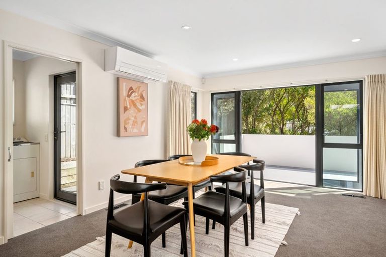 Photo of property in 3 Hetsby Place, Churton Park, Wellington, 6037