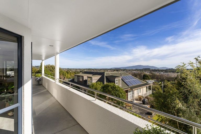 Photo of property in 136 Winara Avenue, Waikanae, 5036