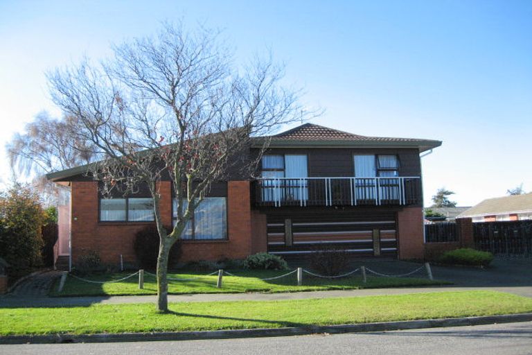 Photo of property in 147 Warren Crescent, Hillmorton, Christchurch, 8025