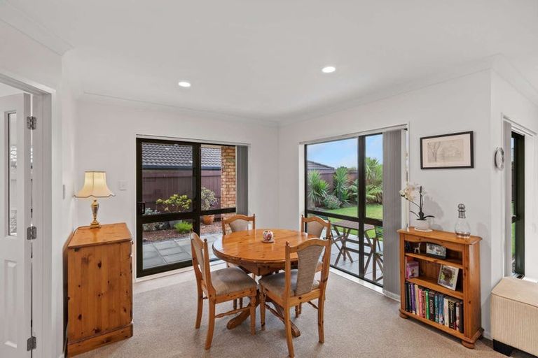 Photo of property in 81 Riverside Drive, Waiuku, 2123