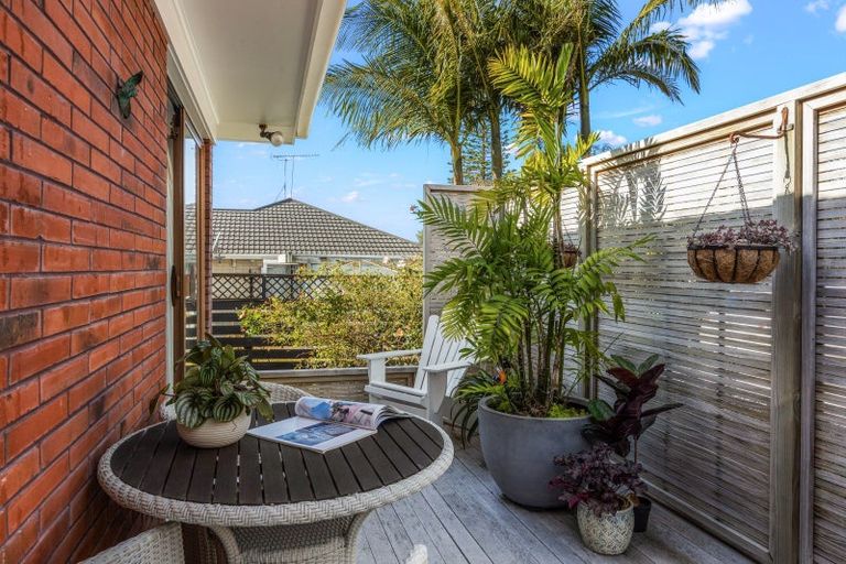 Photo of property in 2/6 Manuka Street, Orewa, 0931