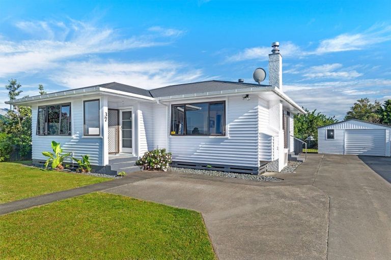 Photo of property in 37 Main Road, Makaraka, Gisborne, 4010