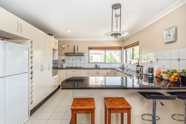 Photo of property in 49 College Road, Northcote, Auckland, 0627