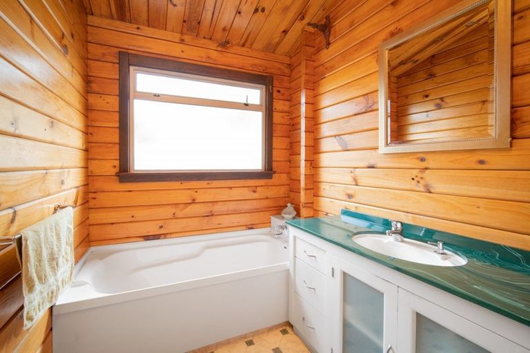 Photo of property in 42 Riverlaw Terrace, Saint Martins, Christchurch, 8022