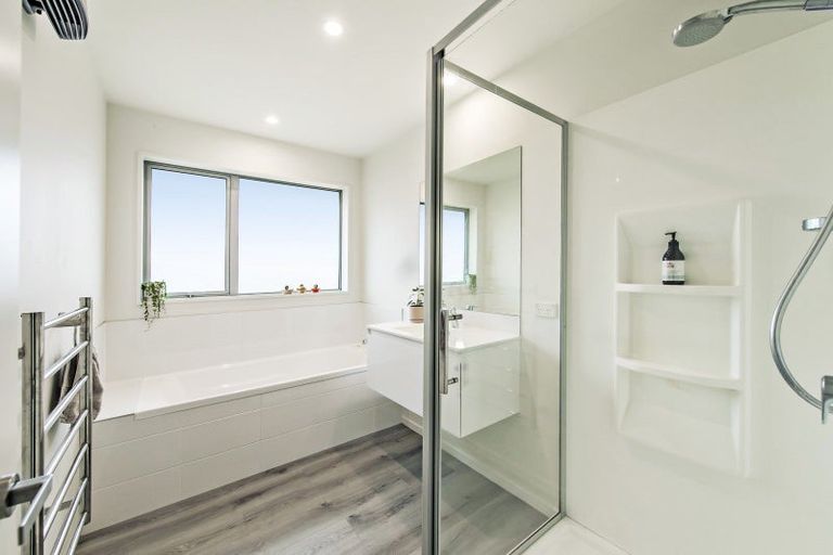 Photo of property in 10 Longcot Drive, Rolleston, 7615