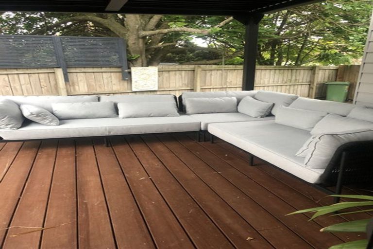 Photo of property in 10b Toatoa Place, Mangere Bridge, Auckland, 2022