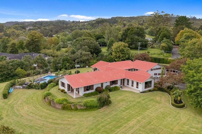 Photo of property in 15 Kaipara Road, Papakura, 2582