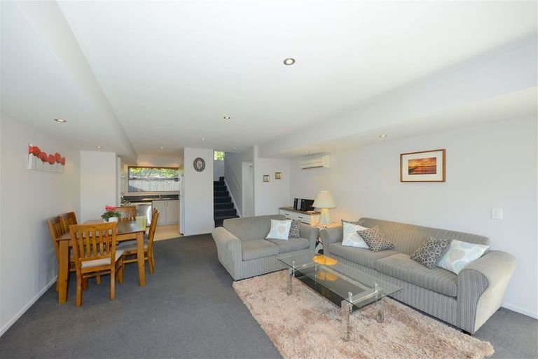 Photo of property in 30e Lyndon Street, Riccarton, Christchurch, 8041