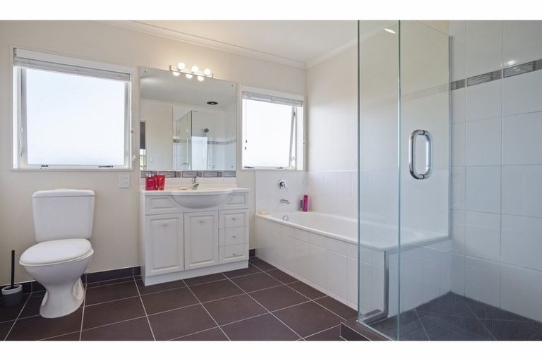 Photo of property in 20 Lime Crescent, Papakura, 2110