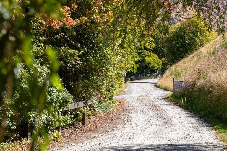 Photo of property in 39 Old School Road, Lower Shotover, Queenstown, 9371