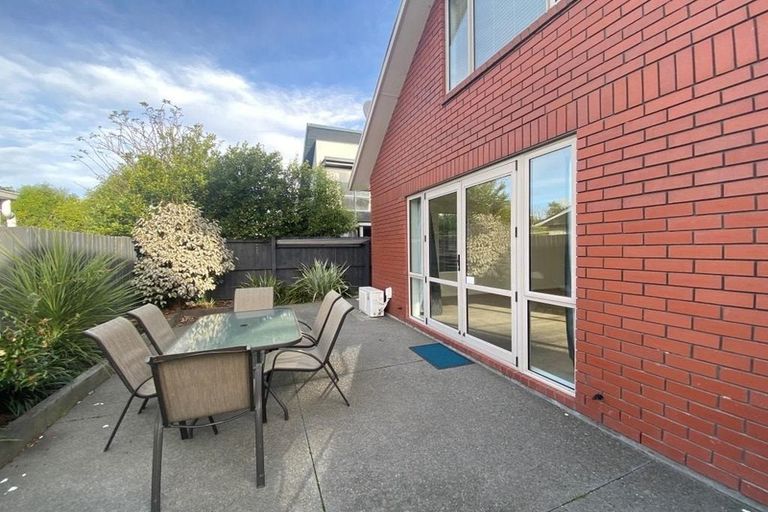 Photo of property in 1020 Colombo Street, St Albans, Christchurch, 8014