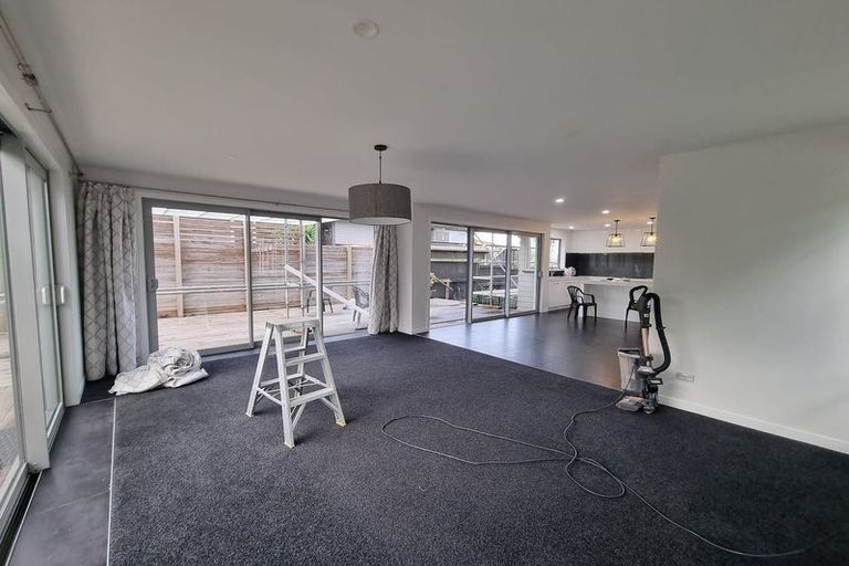 Photo of property in 13 Merchant Avenue, Te Atatu South, Auckland, 0610