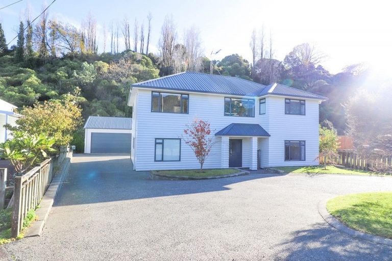 Photo of property in 201 Karaka Road, Thames, 3500