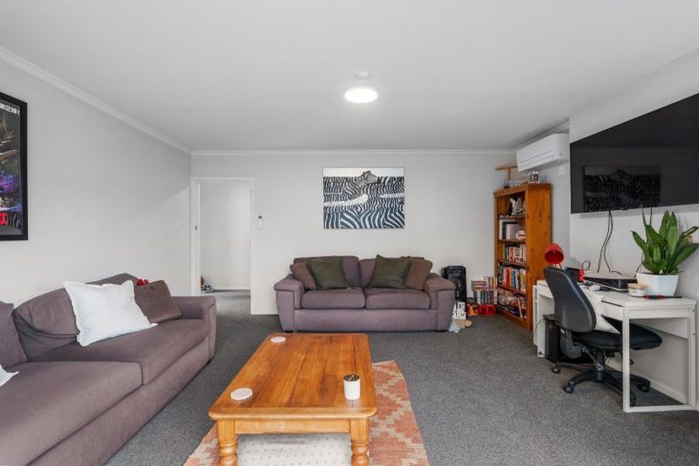 Photo of property in 55 Mcfaddens Road, St Albans, Christchurch, 8052
