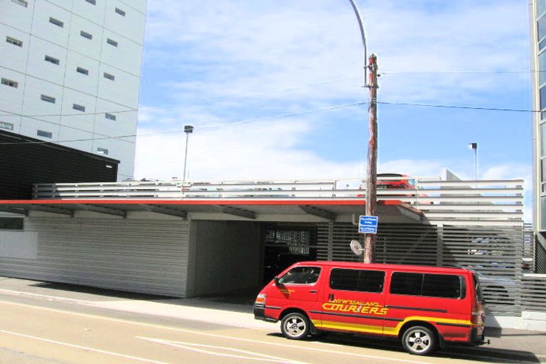 Photo of property in Summit Apartments, 23/184 Molesworth Street, Thorndon, Wellington, 6011