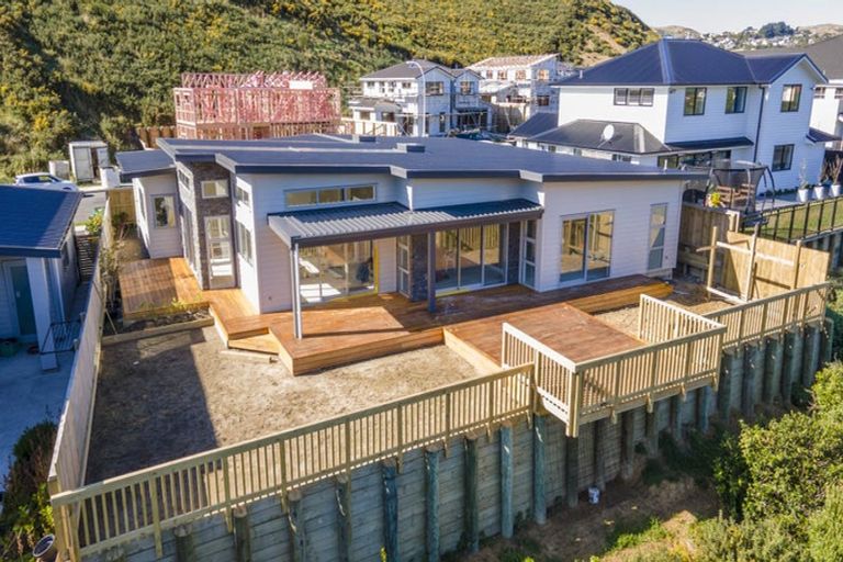 Photo of property in 24 Farnworth Terrace, Churton Park, Wellington, 6037
