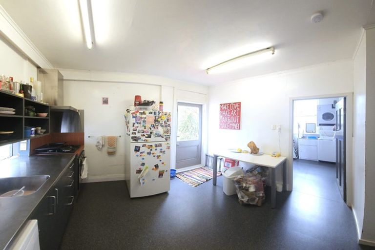 Photo of property in 9 Bidwill Street, Mount Cook, Wellington, 6021