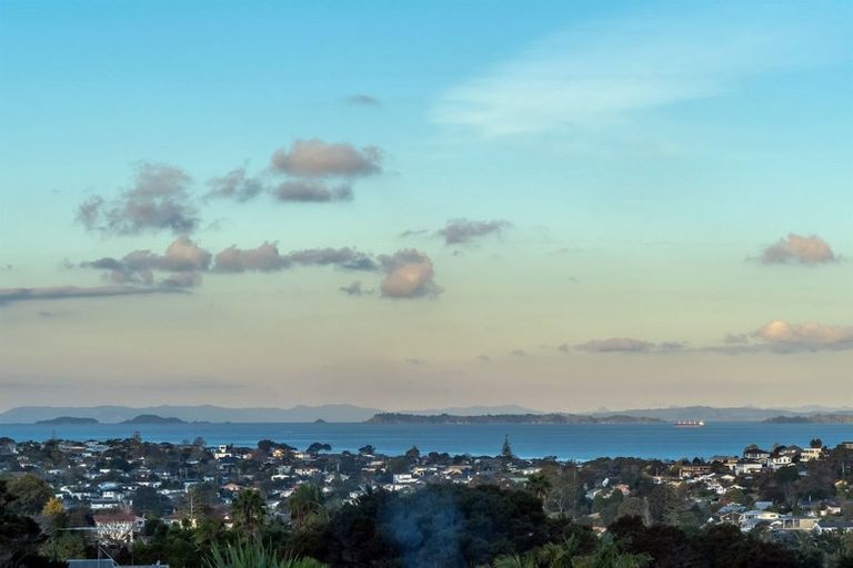 Photo of property in 300c Glenvar Road, Torbay, Auckland, 0630