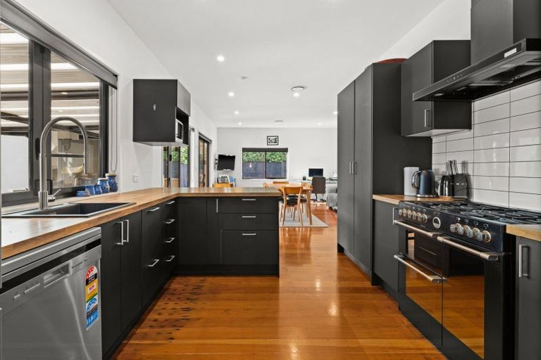 Photo of property in 69 Te Mata Road, Havelock North, 4130