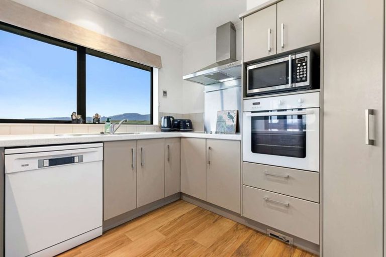 Photo of property in 9 Devoy Drive, Owhata, Rotorua, 3010