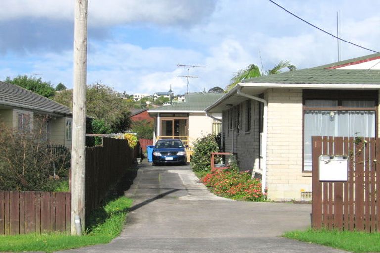 Photo of property in 10a Bay Street, Red Beach, 0932