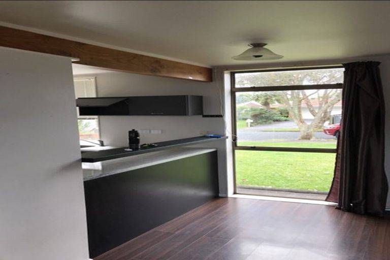 Photo of property in 55 St Annes Crescent, Wattle Downs, Auckland, 2103