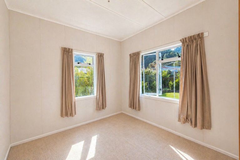 Photo of property in 112 Kuranui Street, Thames, 3500