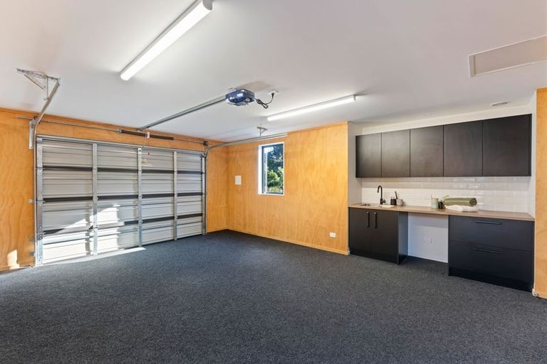 Photo of property in 9 Kaiwaru Place, Waikanae, 5036