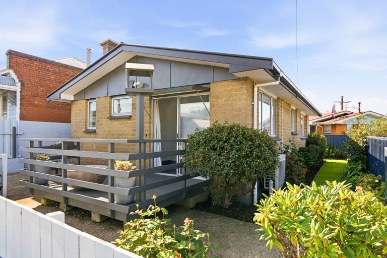 Photo of property in 17b Ruskin Terrace, Caversham, Dunedin, 9012