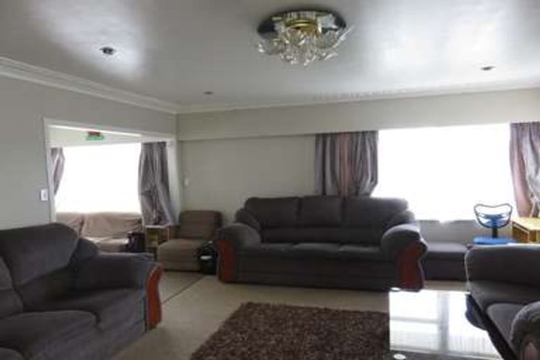 Photo of property in 7 Graeme Avenue, Mangere East, Auckland, 2024