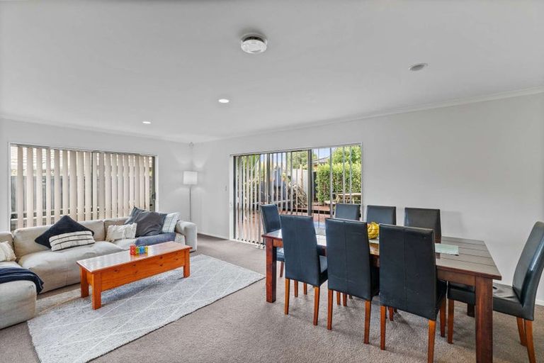 Photo of property in 11 O'sullivan Place, Waiuku, 2123