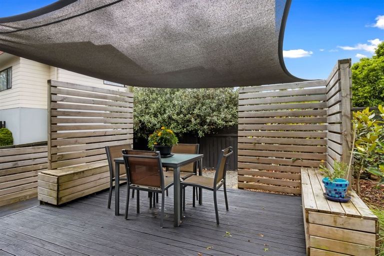 Photo of property in 17a Newington Road, Henderson, Auckland, 0612