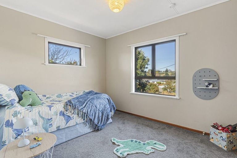 Photo of property in 6 Hughson Street, Waitara, 4320