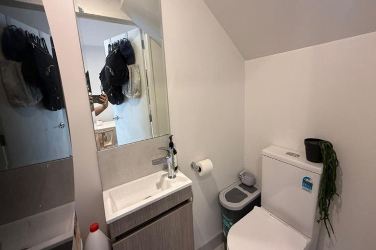 Photo of property in Rf202b, 25/18 Hewlett Road, Massey, Auckland, 0614
