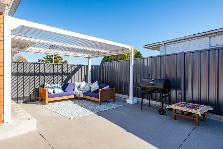 Photo of property in 17 Seamer Place, St Andrews, Hamilton, 3200