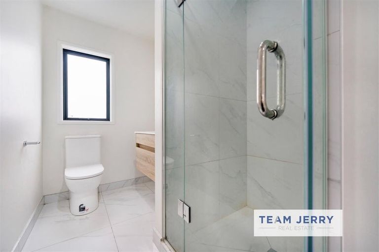 Photo of property in 15b William Avenue, Manurewa, Auckland, 2102